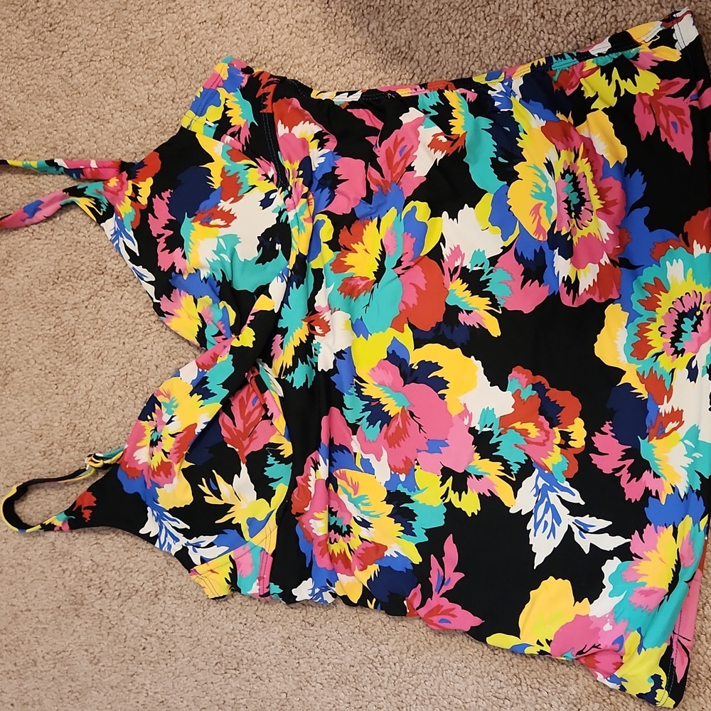 Anne Cole multi-color swim top, large